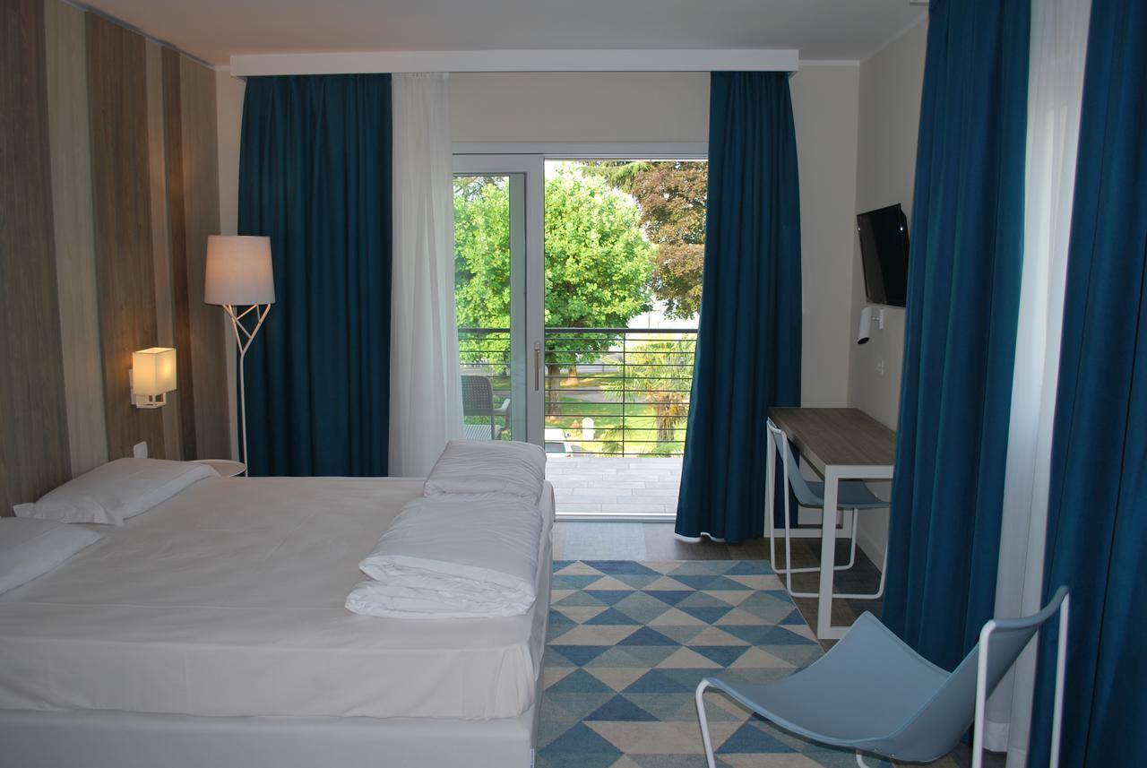 Hotel Europa Garda  Exterior photo